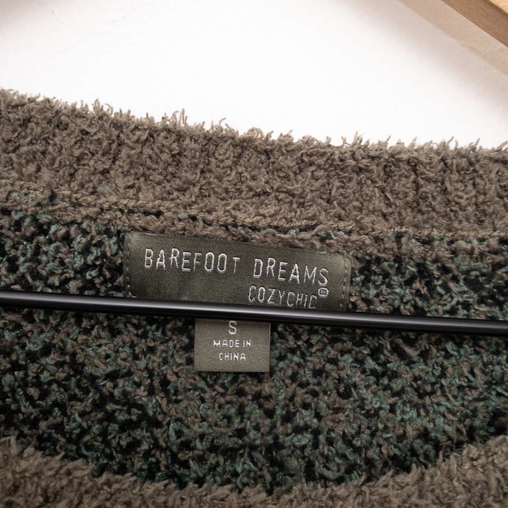 Barefoot Dreams CozyChic Seaside Crew-Neck Pullover Camo Size Small - Picture 3 of 10